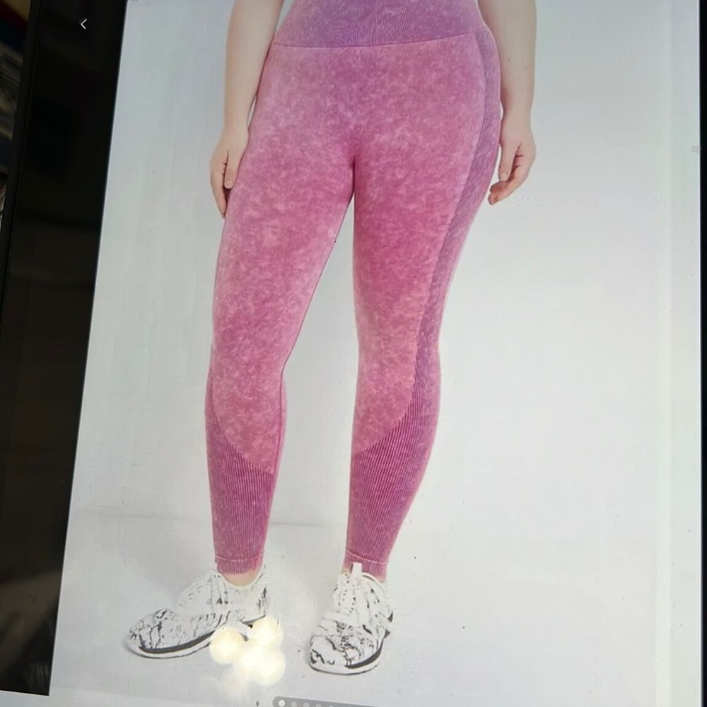 LIVI Active High Rise Seamless 7/8 Leggings/Tights Size 30/32